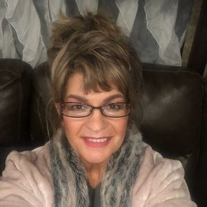 Meet your Posher, Lila